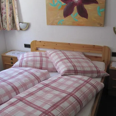 Ferienhaus Gerlinde בקתה *